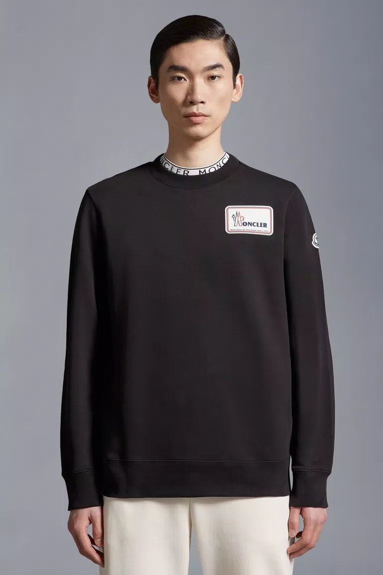 MONCLER Classic Crewneck Sweatshirt with Logoed Design - Black