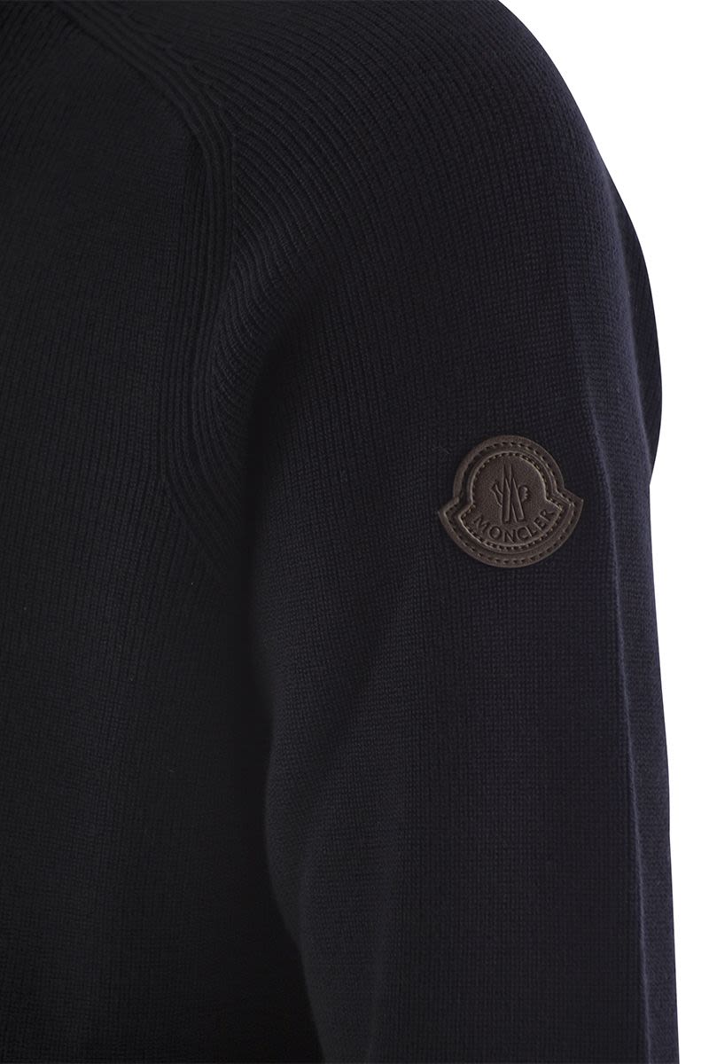 MONCLER Men's Navy Cotton-Blend Sweater with Logo Patch and Ribbed Knit Edges