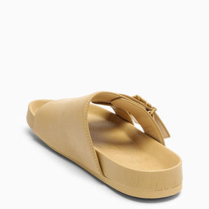 Sandal Trượt Nữ Da Bê Màu Be Với Khóa Logo