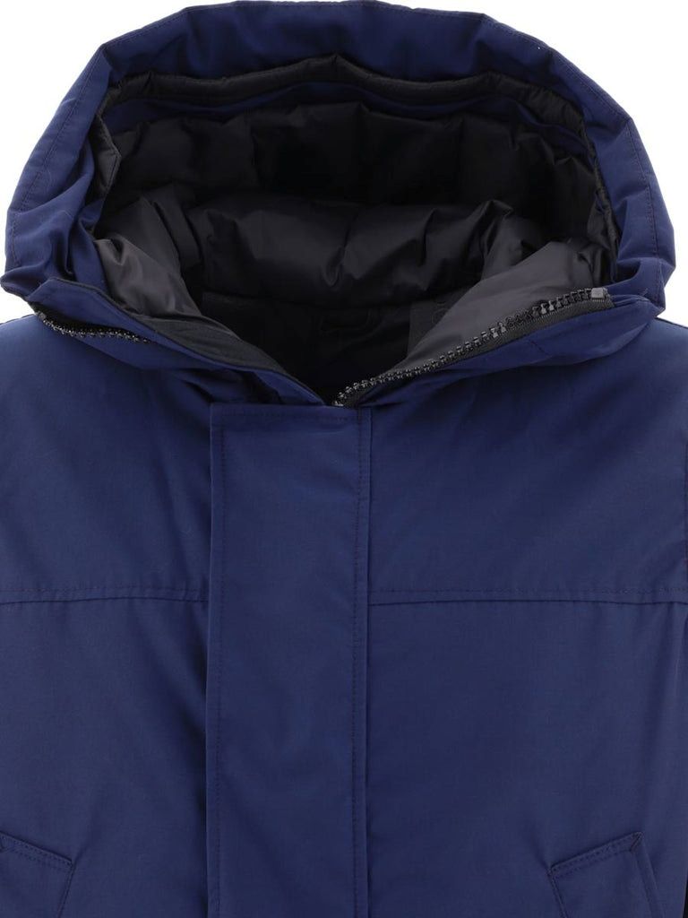 CANADA GOOSE Navy Parka Jacket for Men - Customizable Hood, Padded Interior, Multiple Pockets