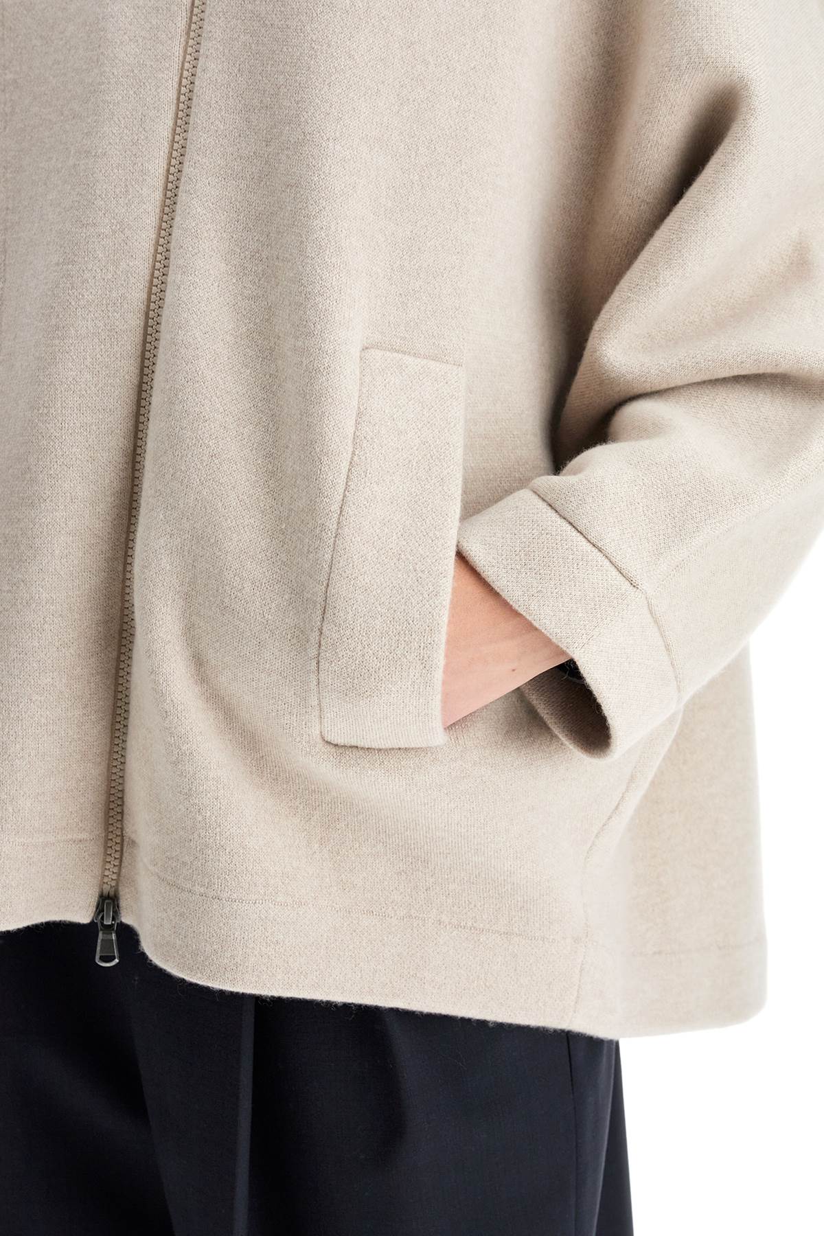 BRUNELLO CUCINELLI Luxurious Oversized Cashmere Cardigan with Asymmetrical Zip