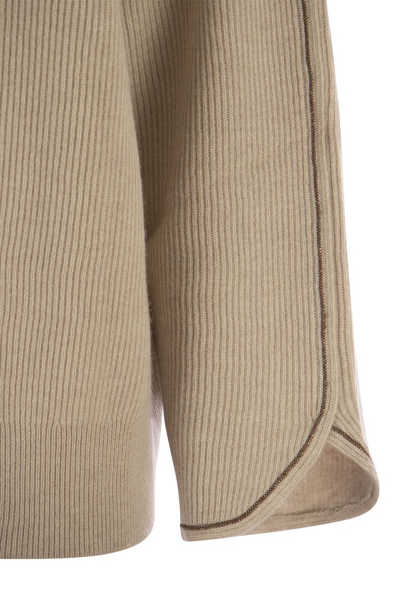 BRUNELLO CUCINELLI Luxurious Cashmere Sweater with Feminine Details for Women - FW23