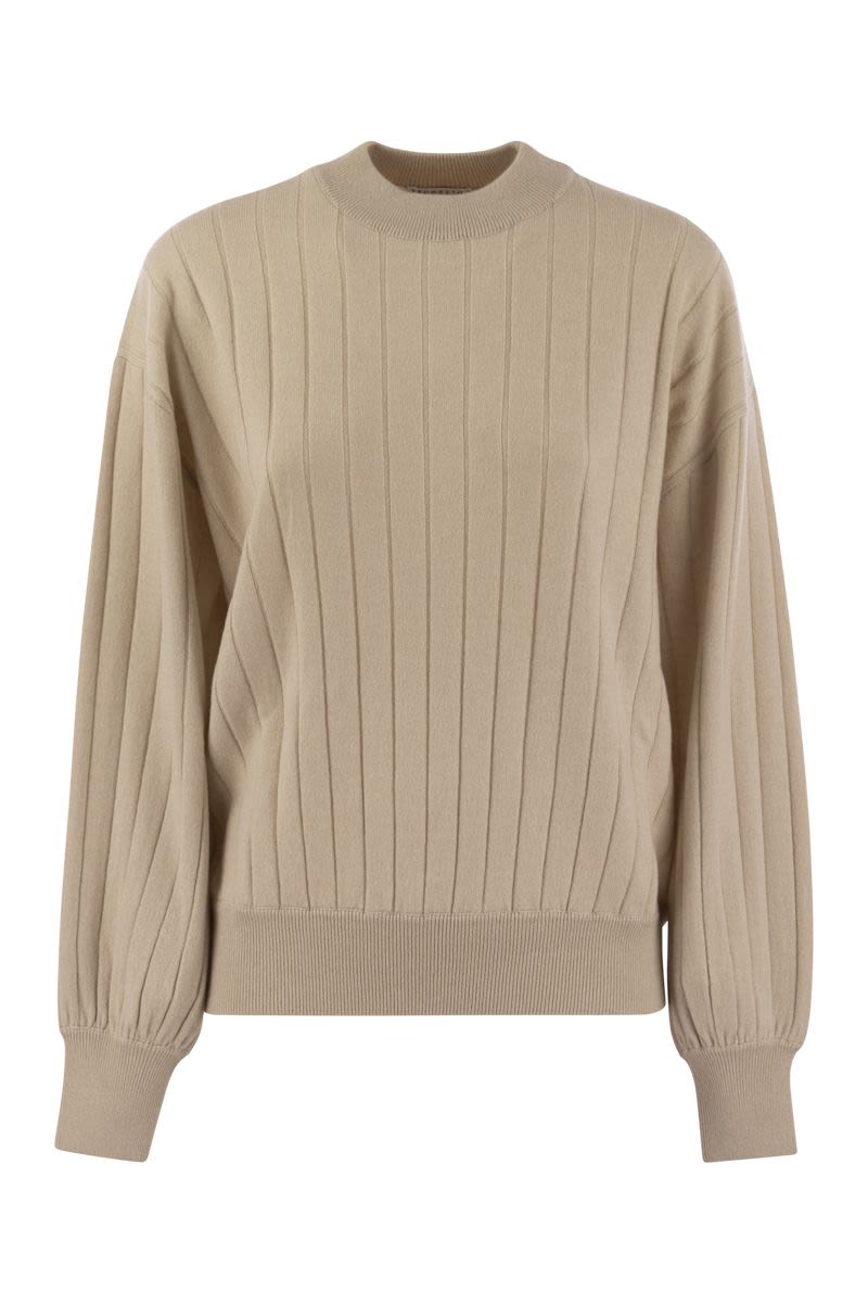 BRUNELLO CUCINELLI Luxurious Cashmere V-Neck Sweater with Elegant Monile Necklace Detail