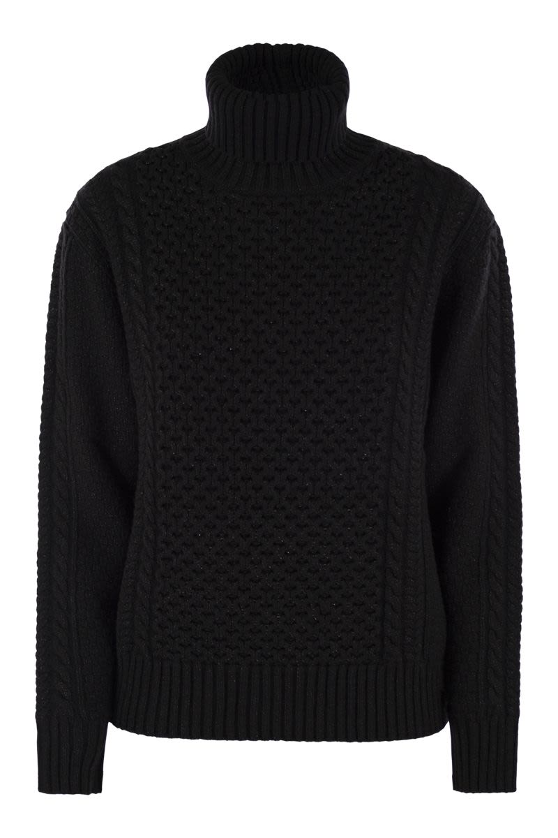 FABIANA FILIPPI Luxurious Turtleneck Sweater with Exclusive Textured Design