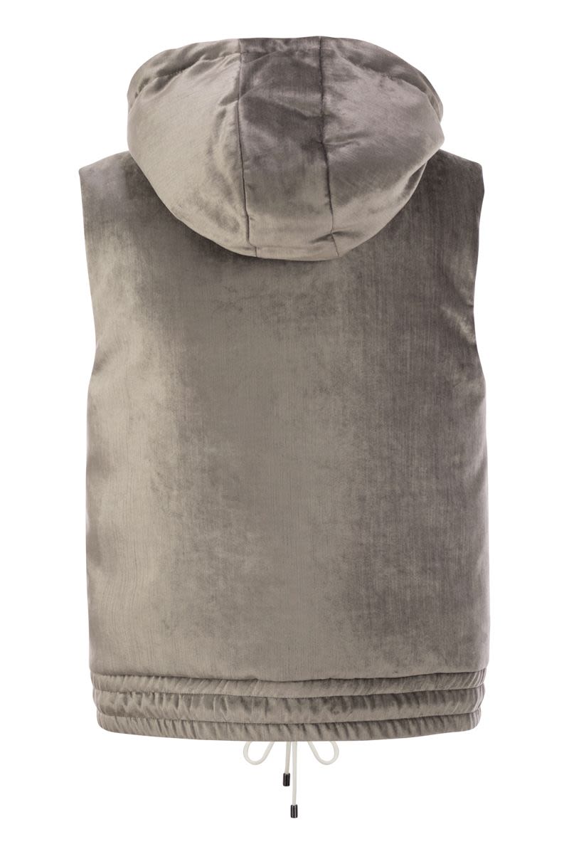 BRUNELLO CUCINELLI Sleek Sleeveless Velvet Down Jacket