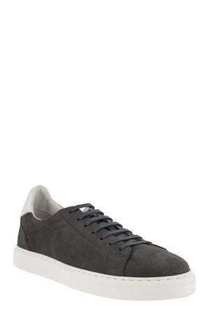 BRUNELLO CUCINELLI Men's Grey Leather Sneakers for Sophisticated and Casual Outfits - FW23