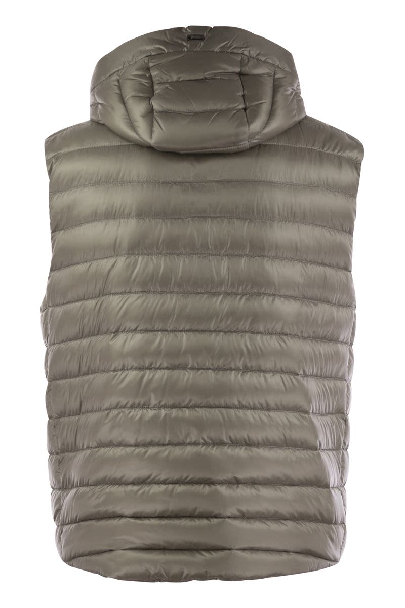 HERNO Luxury Water-Resistant Sleeveless Down Vest