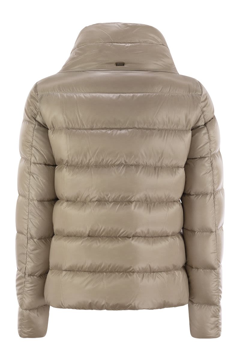 HERNO Silken Touch Slim Fit Down Jacket with Elegant Ring Collar