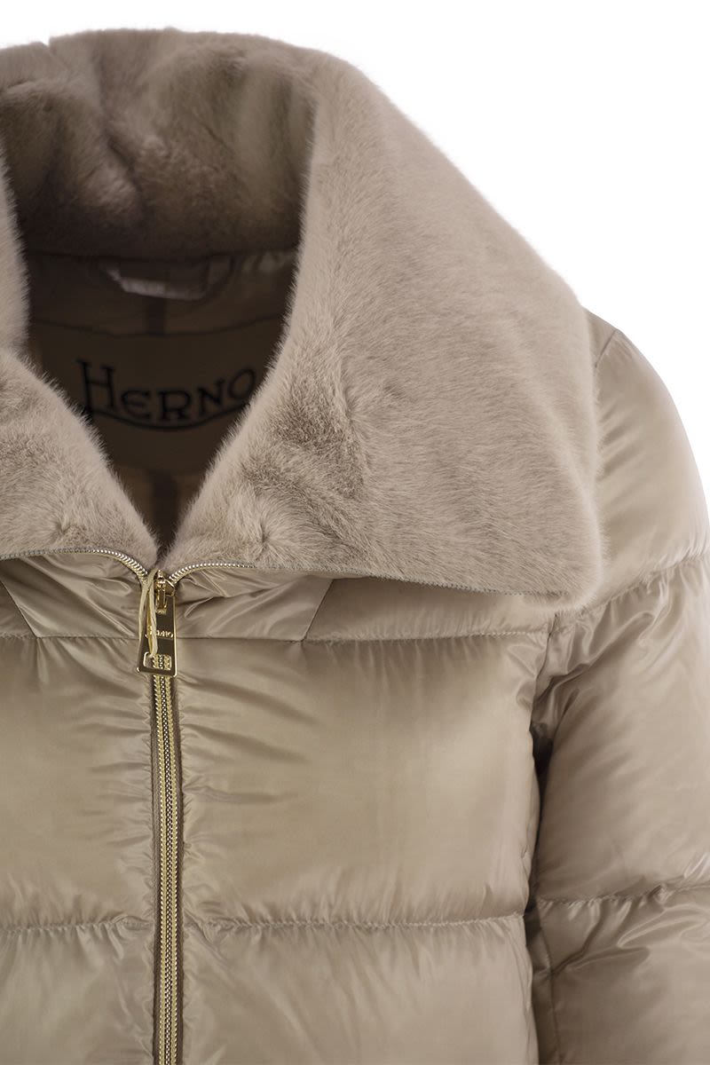 HERNO Elegant Silk-Feel Down Jacket with Ethical Fur Collar