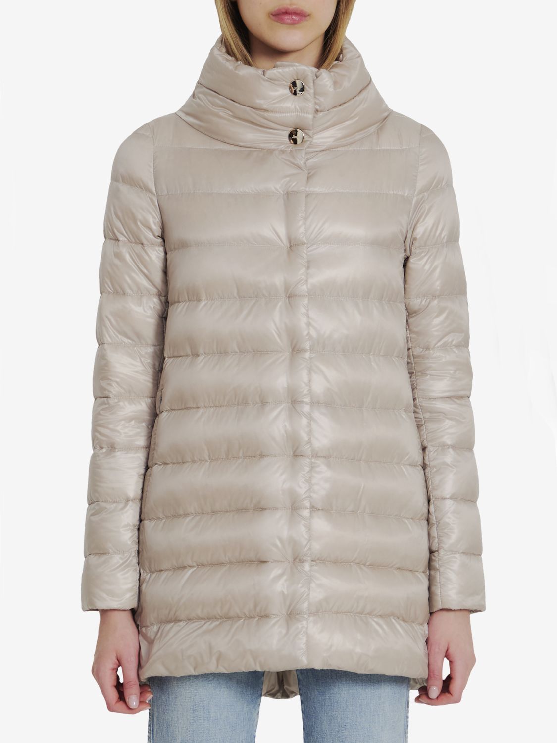 HERNO Elegant Quilted Down Jacket in Putty