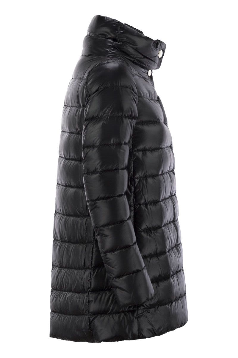 HERNO Luxury Lightweight Down Jacket with Elegant Funnel Neck