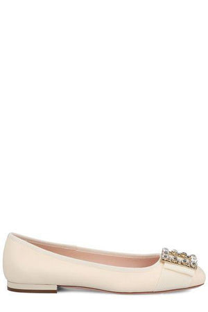 ROGER VIVIER Elegant Cream Leather Ballerinas with Ribbon Inserts and Crystal Buckle for Women
