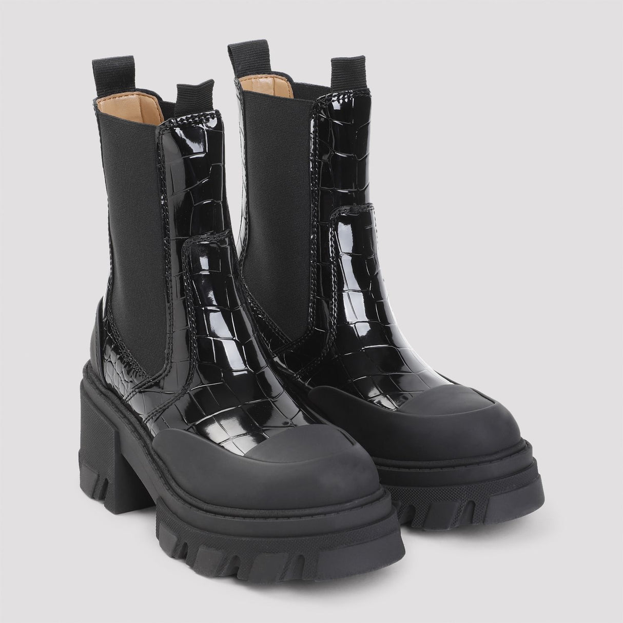 Giày Boots Cổ Lửng Thân Thiện Môi Trường Có Đế Gai