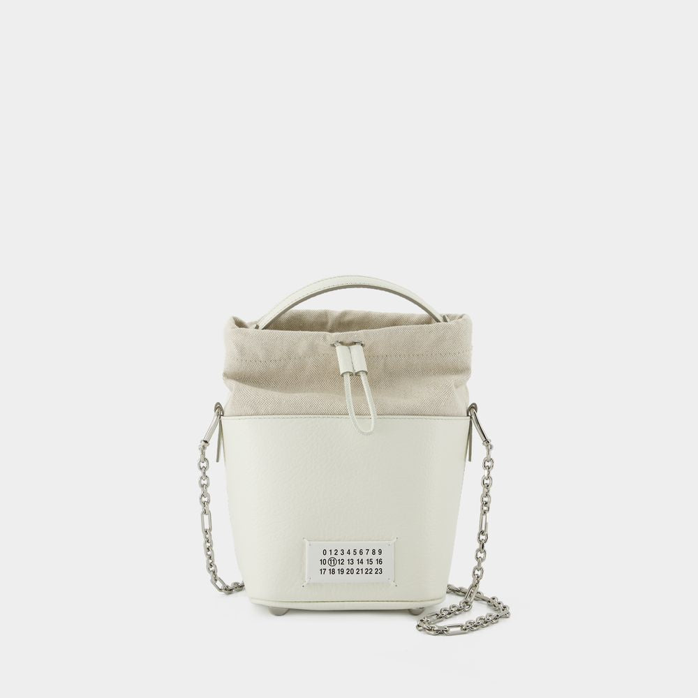 MAISON MARGIELA Classic White Bucket Bag with a Chic Twist