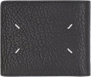 MAISON MARGIELA Luxurious Men's Leather Wallet with Raffia Stitch Detailing