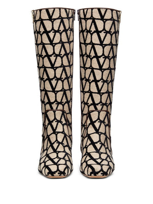 Chic SS23 Women's Boots in Naturale and Nero from Valentino Garavani