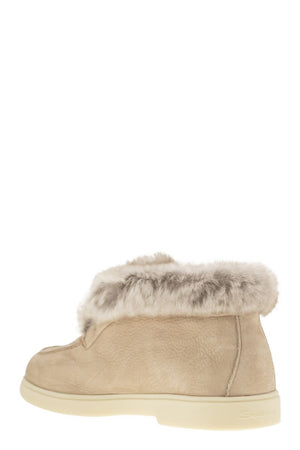 SANTONI Luxury Nubuck Desert Boot with Fur Trim for Women