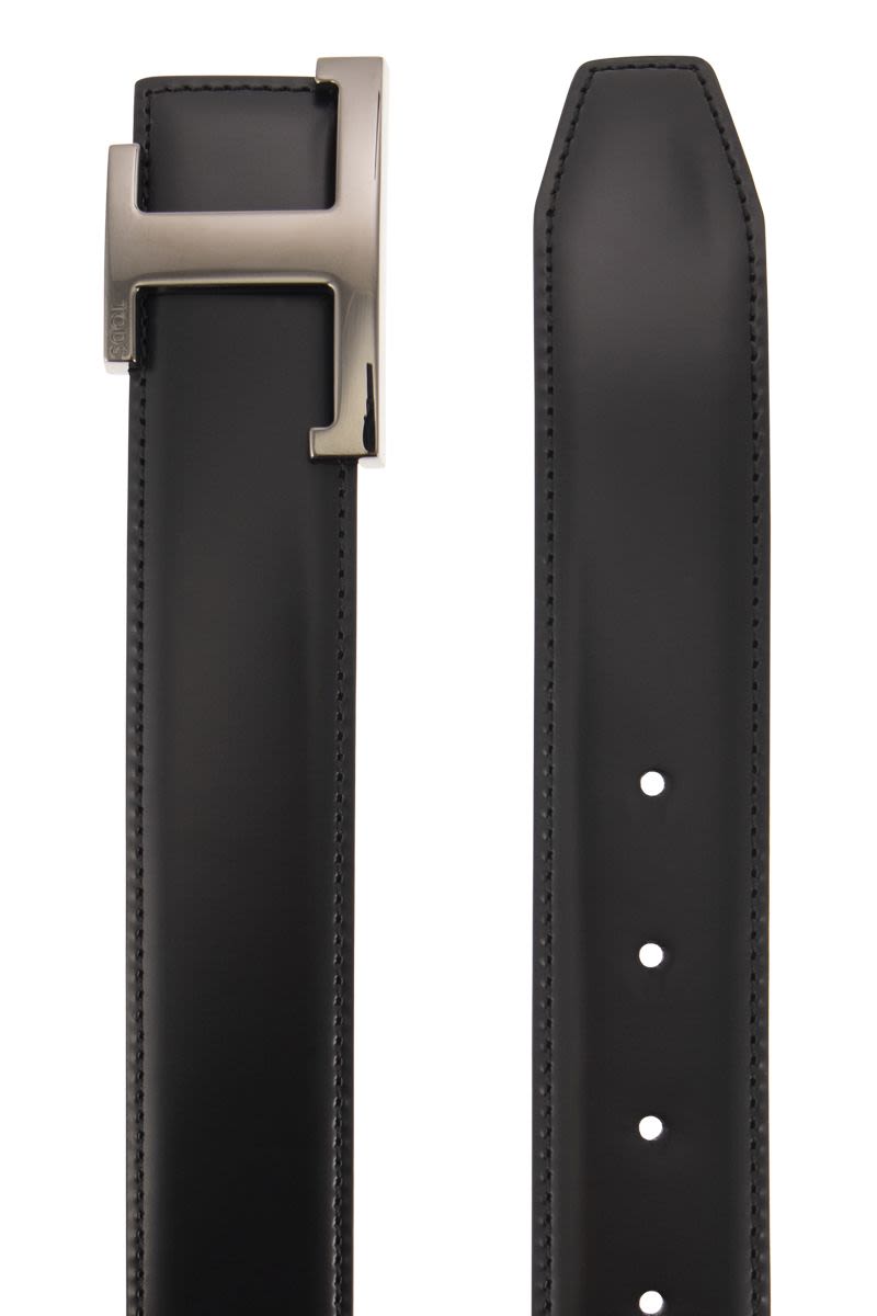 TOD'S Timeless Reversible Leather Belt with Iconic Metal Buckle - 3.5 cm