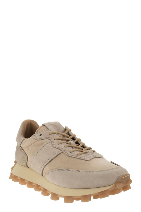 Giày Sneaker Beige Thấp Dành Cho Nam Với Phần Suede Tương Phản