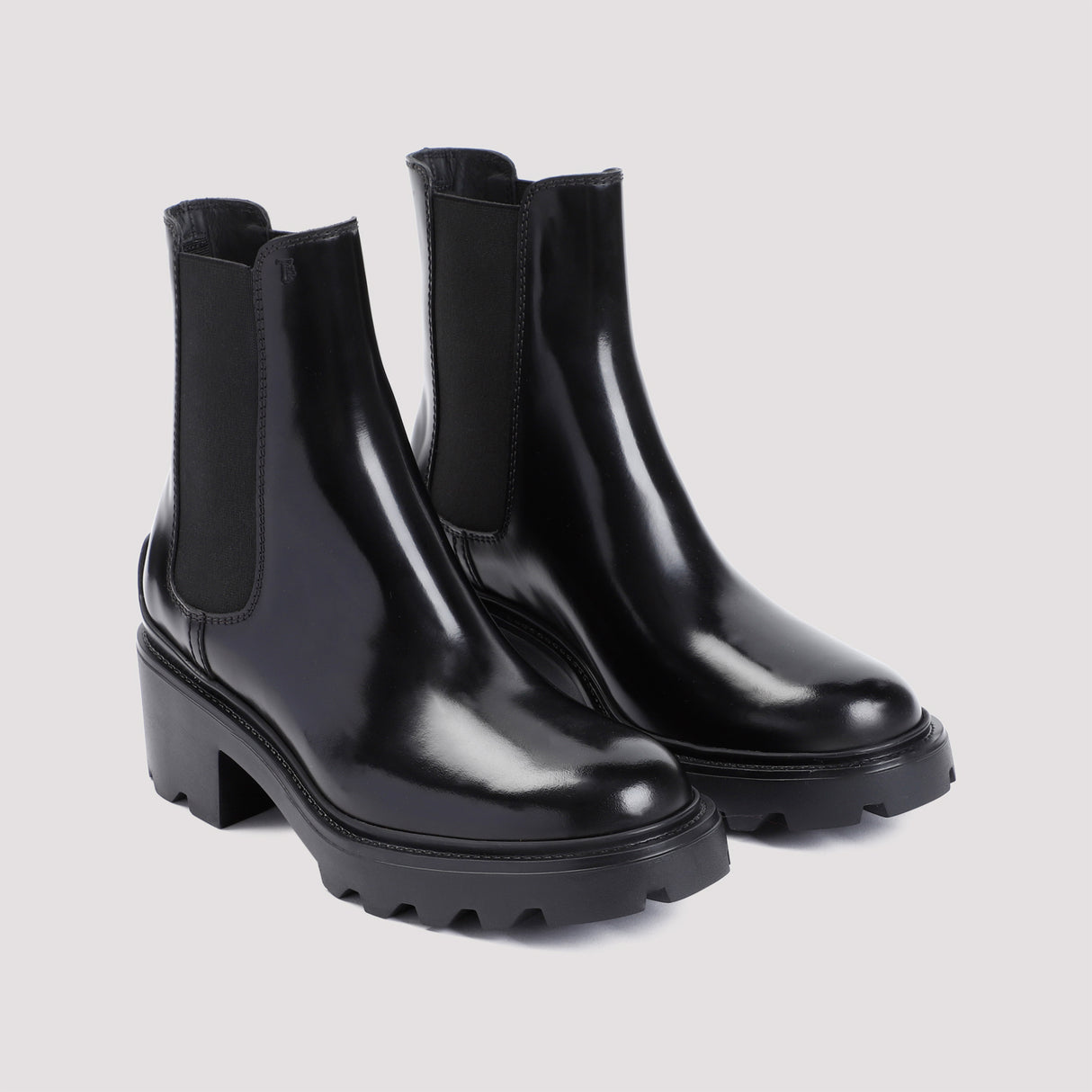 TOD'S Sleek Chelsea Leather Heel Boots