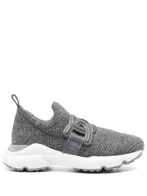 TOD'S Medium Grey Slip-On Sneakers with Chain Strap