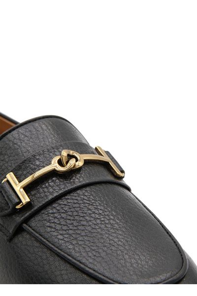 Giày lười da đen với loại chữ ký logo TOD'S