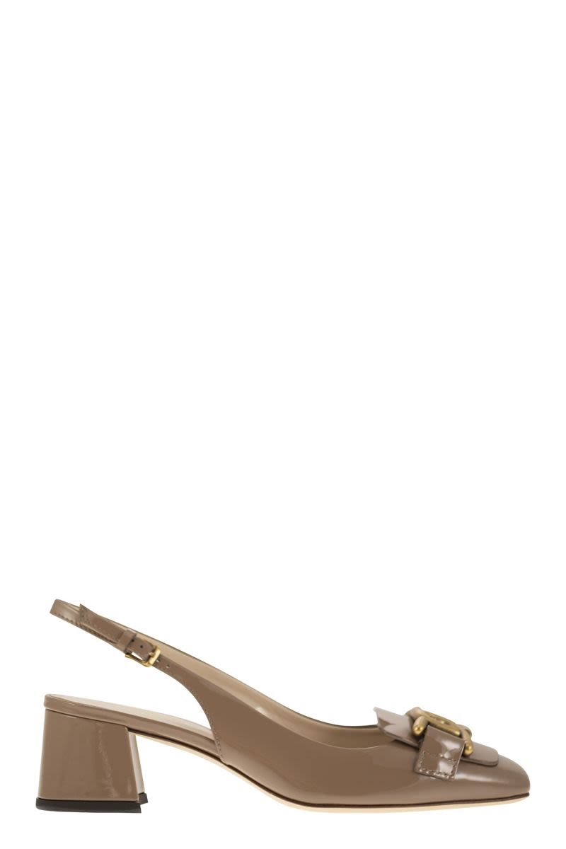 TOD'S Stylish Slingback Pumps with Custom Metal Chain Accessory