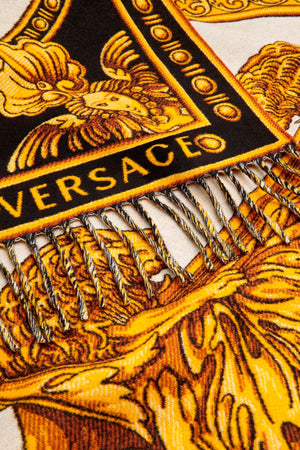 VERSACE Luxurious Multicolor Plaid Scarf - Perfect Accessory for Any Season