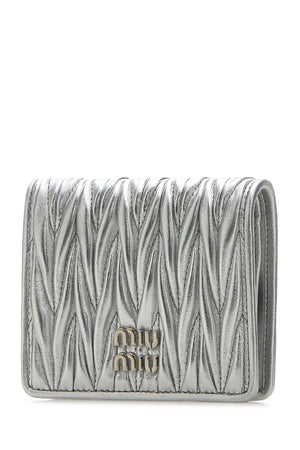 MIU MIU Mini Silver Leather Wallet - Elegant Accessory for Women